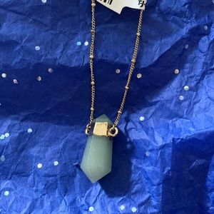 Green crystal pendant necklace